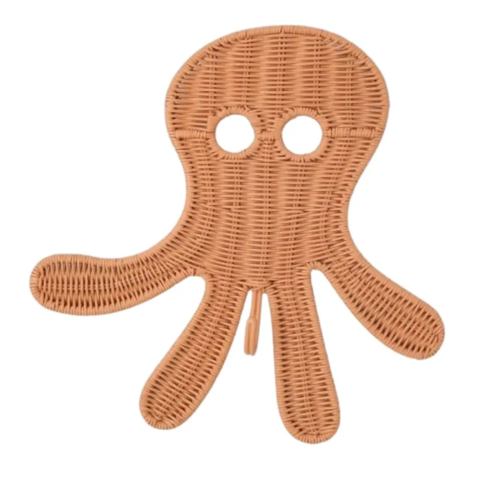 Animal Shaped Rattan Wall Decor Handicraft