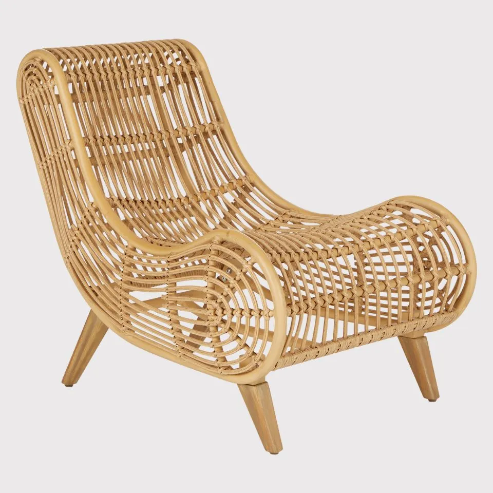 Ergonomic rattan relax chair with wave back – EHM handcrafted bamboo chair supplier for resorts