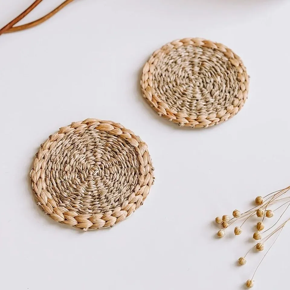 Natural seagrass coaster