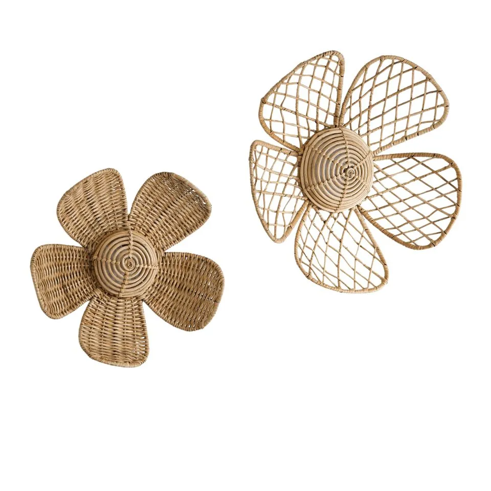 Flower Shaped Rattan Wall Decor Handicraft