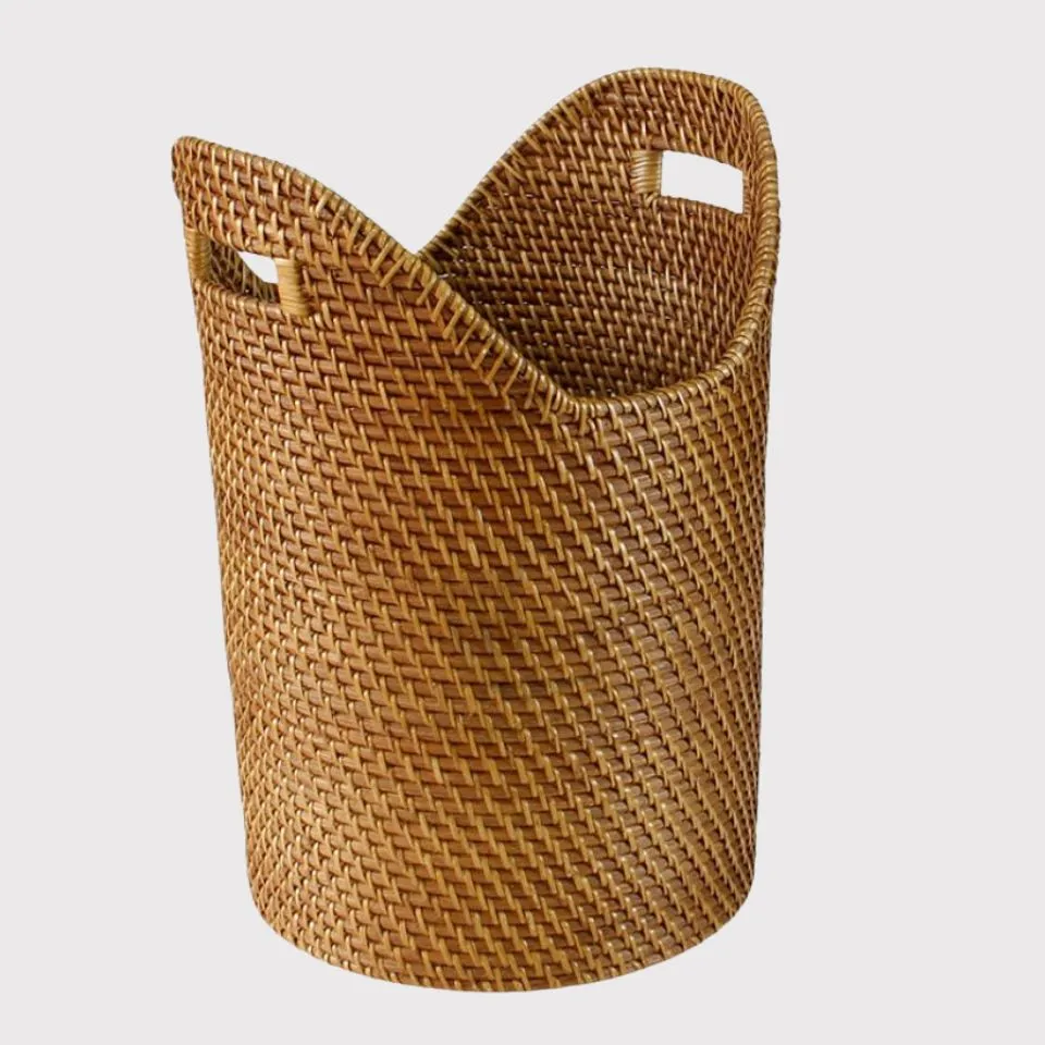 Curved-top natural rattan laundry hamper with side cut-out handles – minimalist handmade design by EHM Vietnam.