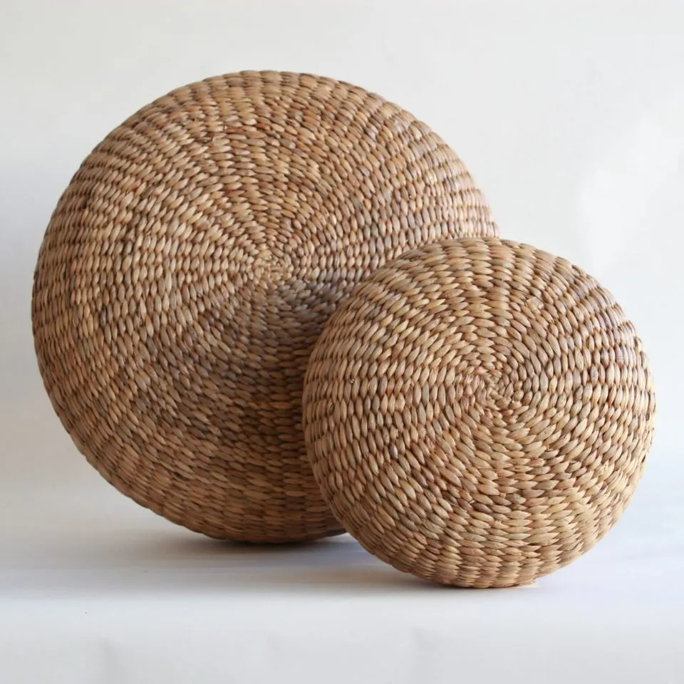 Water hyacinth Ottoman– EHM ethical handicraft production