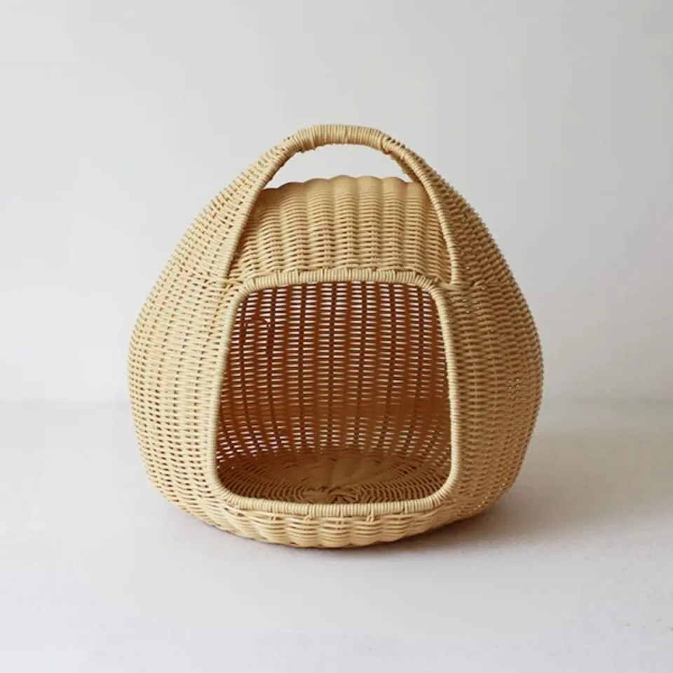 Handwoven rattan cat cave carrier with top handle – natural handcrafted pet bed
