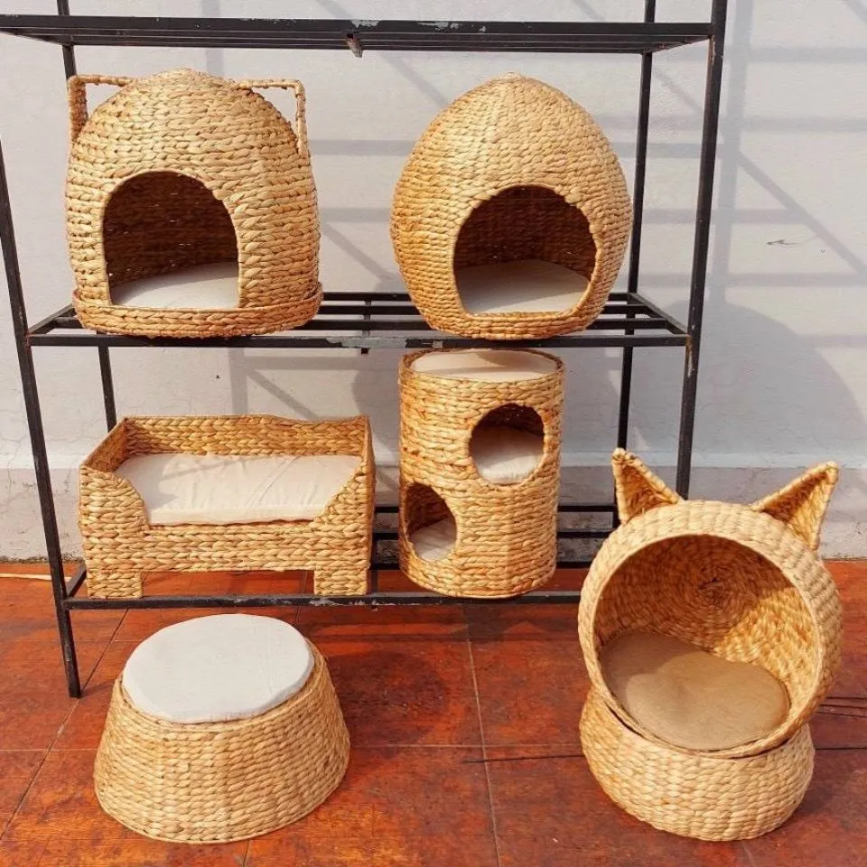 Handcrafted pet supplies collection – water hyacinth cat beds, houses, and towers