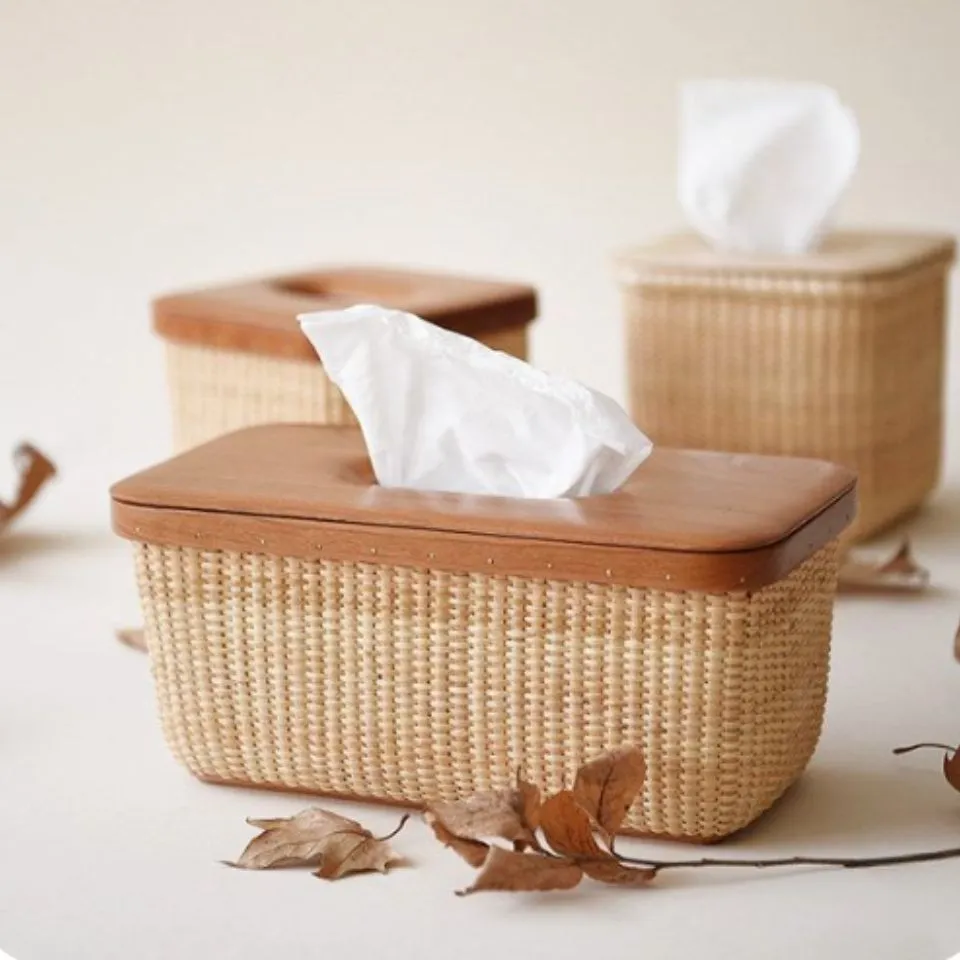 Rectangular Tissue Napkin Box made of woven rattan with a wooden lid, natural woven pattern, OEM manufactured by EHM